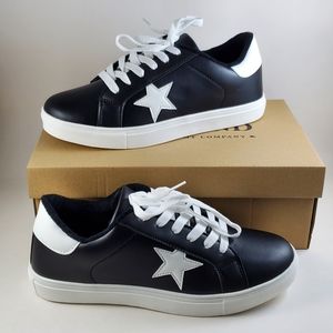 Portland Boot Company Women's Black and white Sneaker superstar